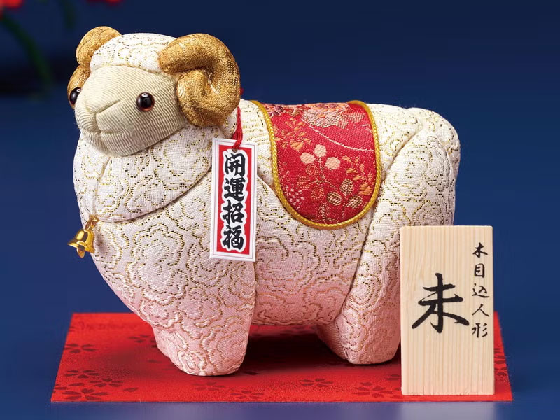 木目込み人形