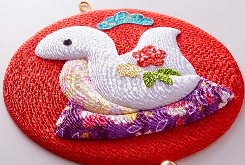 【限定品】 かんたん押絵・おめでた福へび｜株式会社さくらほりきり 絵画