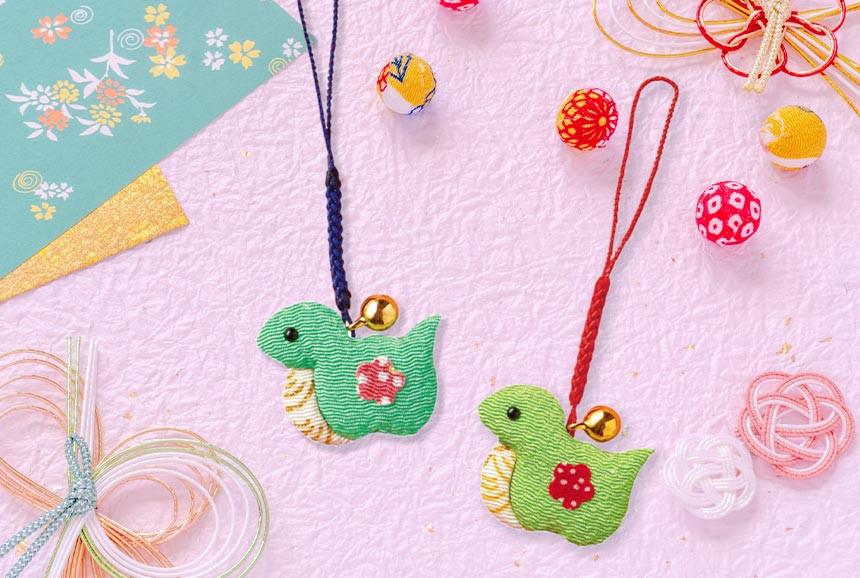 ハンドメイド ストラップ ちりめん根付・縁起へび 2点セット