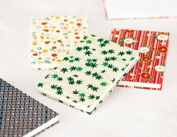 和紙で作るさくら御朱印帳