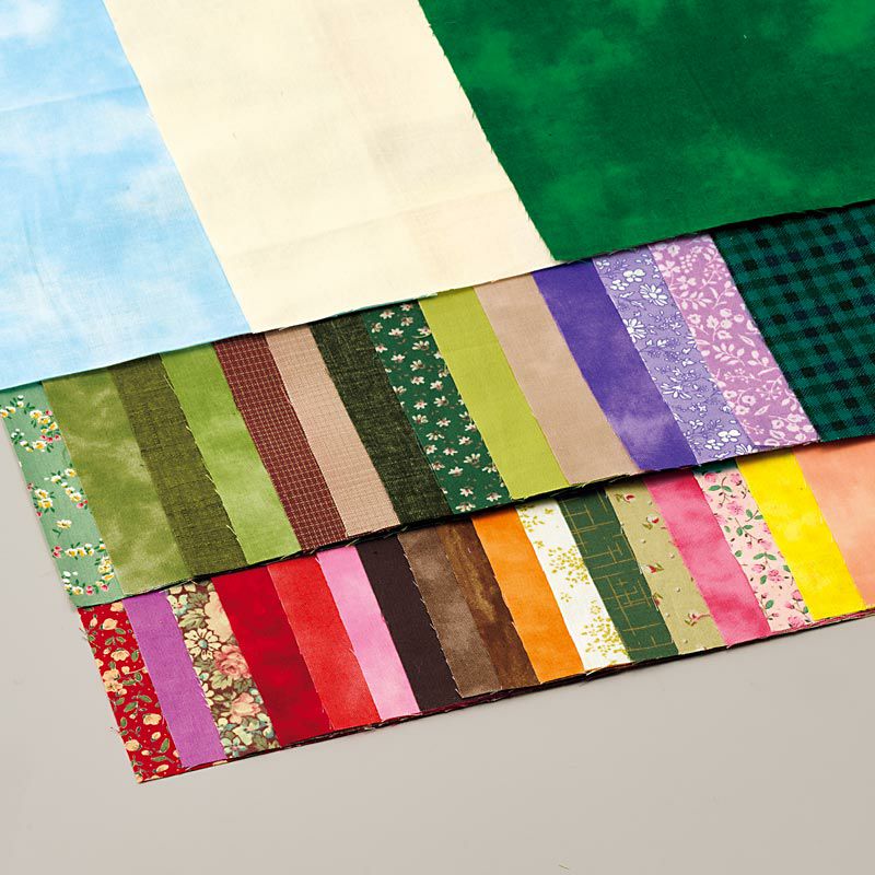 アンティーク調の柄布やぼかしの布を34枚使用