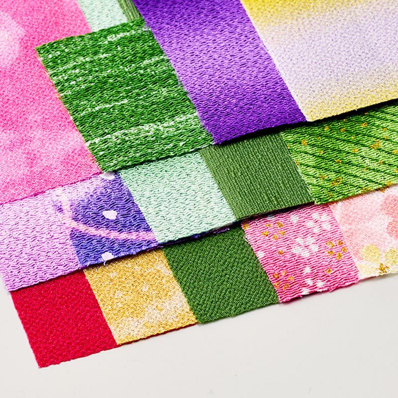 14枚のちりめん生地を使用