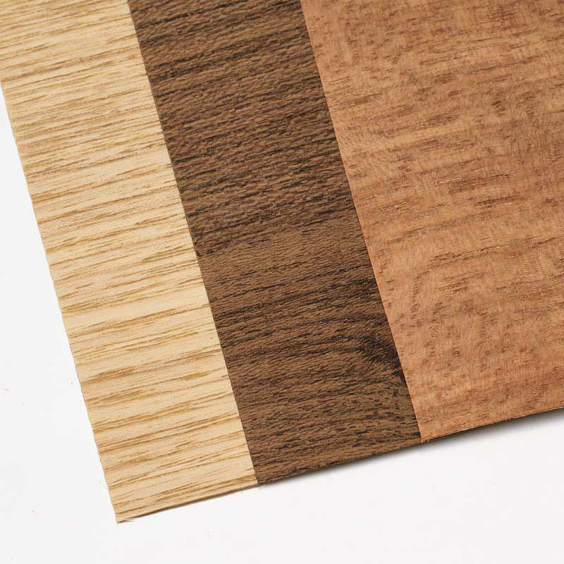 天然木のシートを3枚使用します