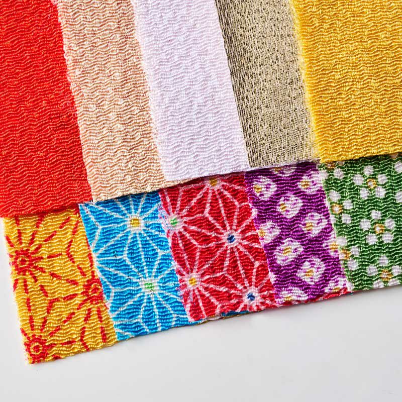 色鮮やかな国産ちりめん布を９枚使用しています