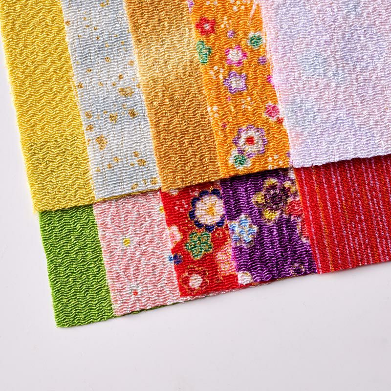 色鮮やかな国産ちりめん布を10枚使用しています