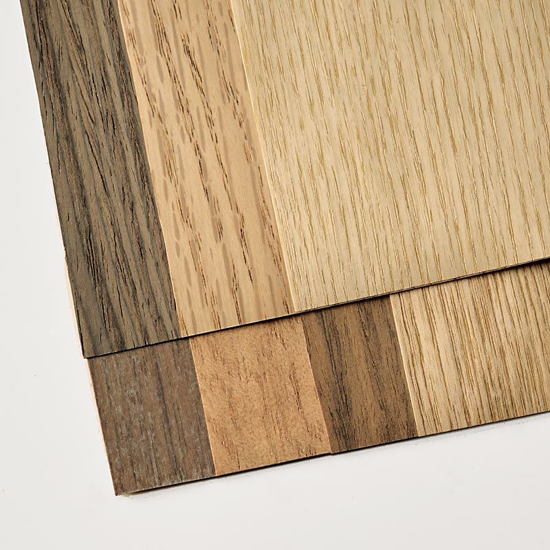 天然木のシートを7枚使います