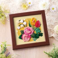 和洋どちらでも楽しめる押絵のアレンジメントです(額は別売り)