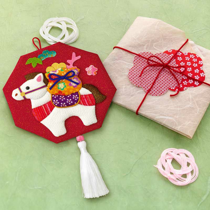 小ぶりなサイズで気軽な贈り物としておすすめ