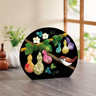 お部屋や玄関などを色鮮やかに彩ります