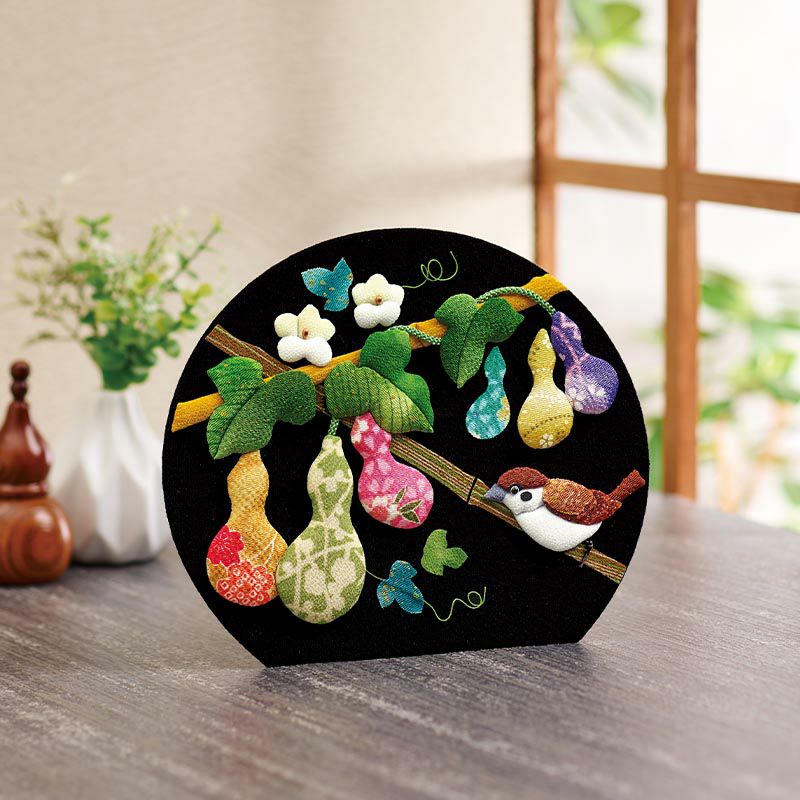 お部屋や玄関などを色鮮やかに彩ります