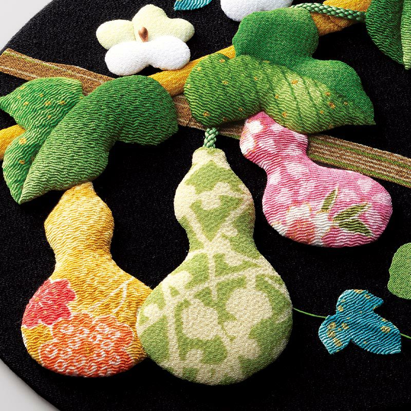 柄布を使用した鮮やかな瓢箪