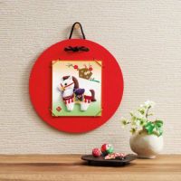 手軽なサイズとシンプルなデザインで飾る場所を選びません