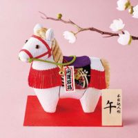 飾り馬は魔除けと成功を呼ぶ縁起物