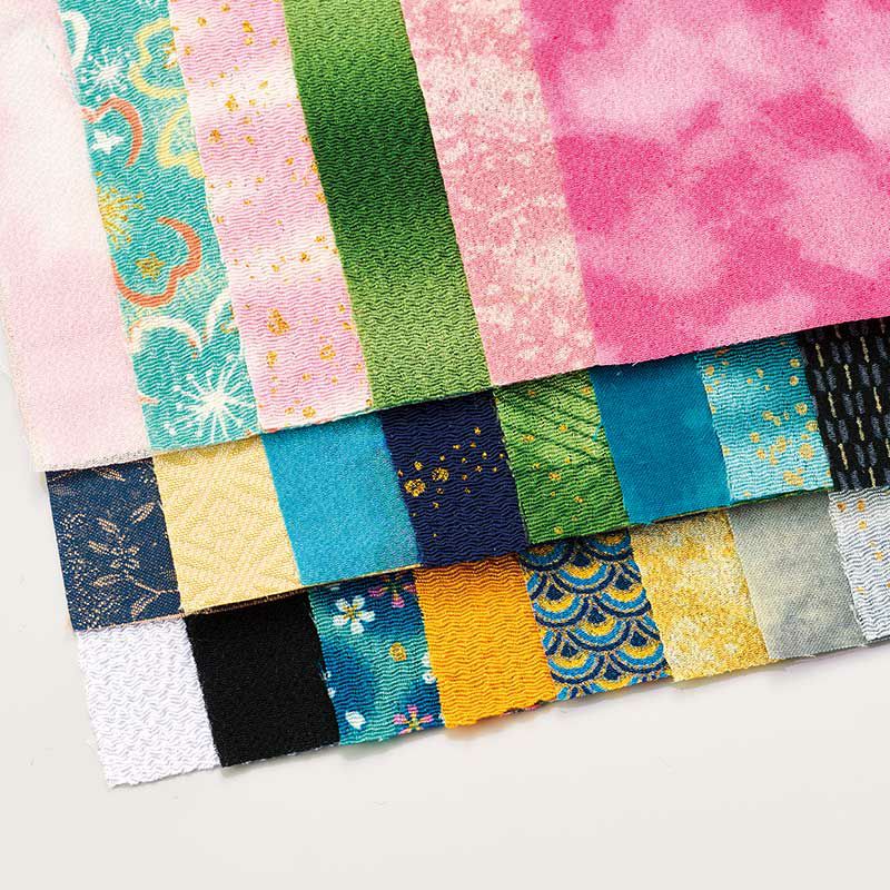 色鮮やかなちりめん布を22枚使用