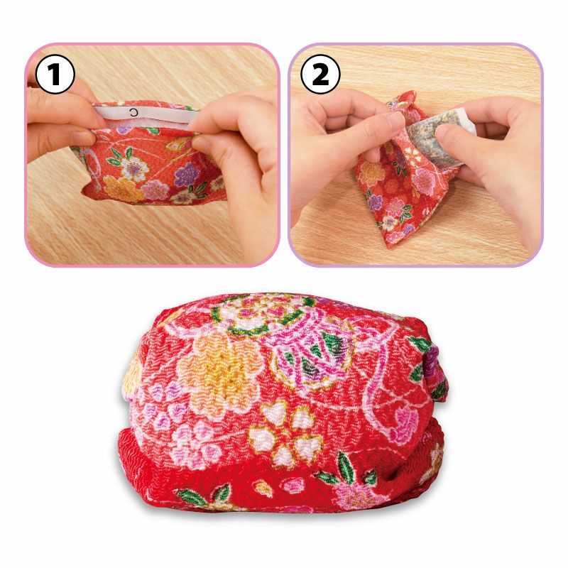 香り袋は縫製済み。お香とわたを詰めて、口を両面テープで閉じます