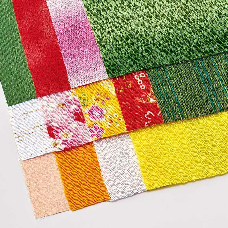 色鮮やかな13枚の国産ちりめん布を使用