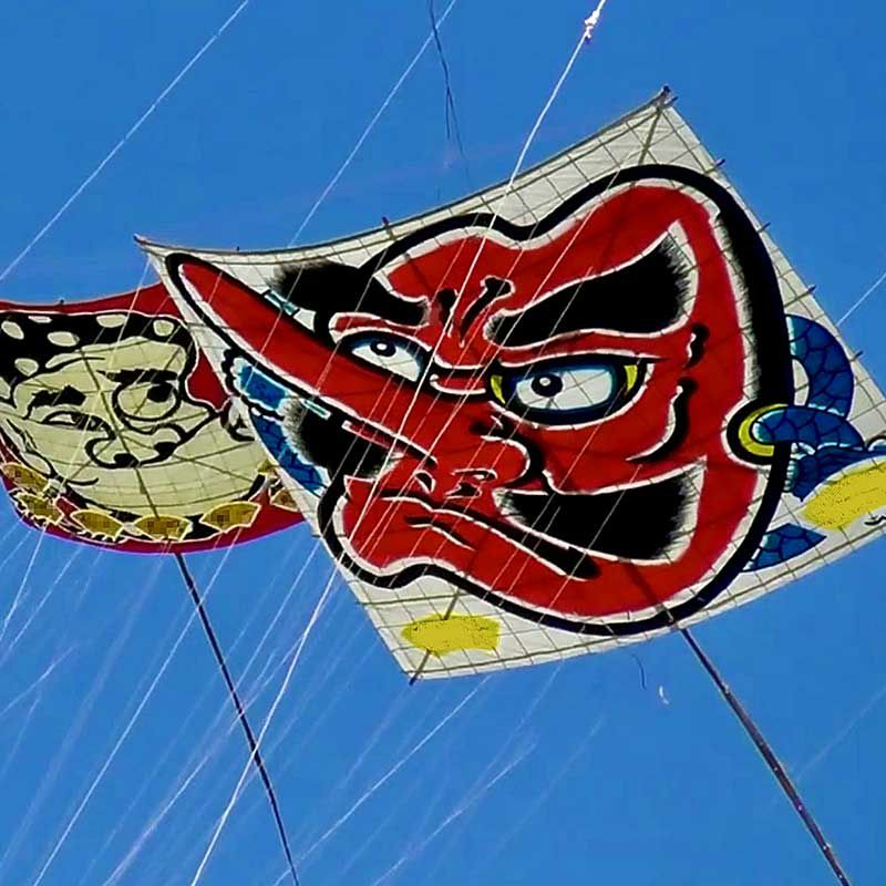 凧は「厄払い」として中国から伝来し、現在は子どもの誕生や成長の願いを込めたお正月遊びとして親しまれています