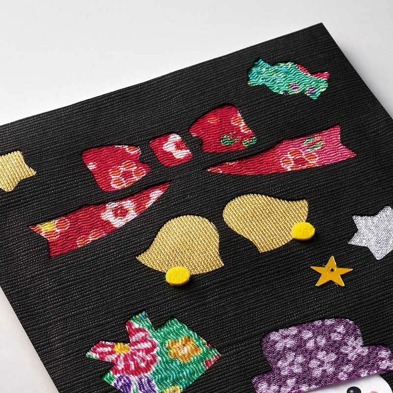 黒地に鮮やかなちりめん布が映えます