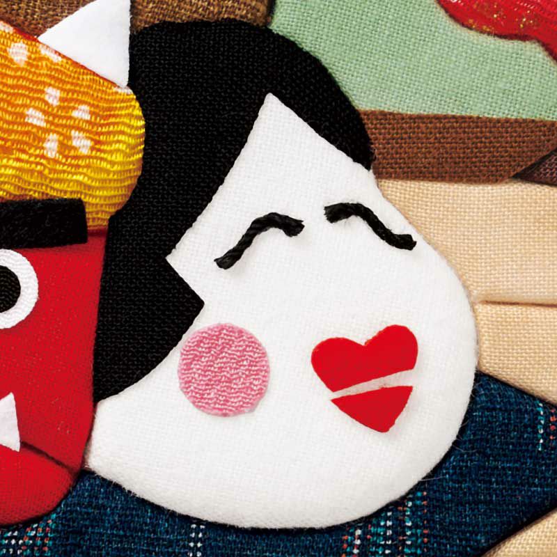 節分といえば、豆まきの際の「鬼は外！福は内！」という掛け声。おかめはこの「福」を表しています。