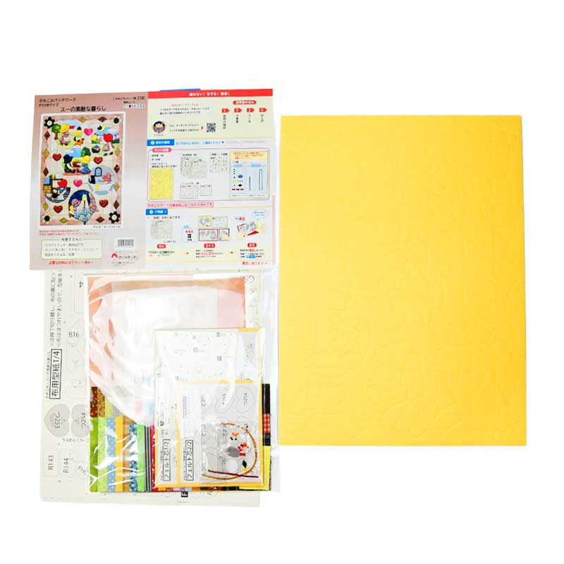 セット内容／説明書、カラー見本、型紙、布、小物、フェルト芯、きめこみボード（裏板紙は貼り合わせ済み）