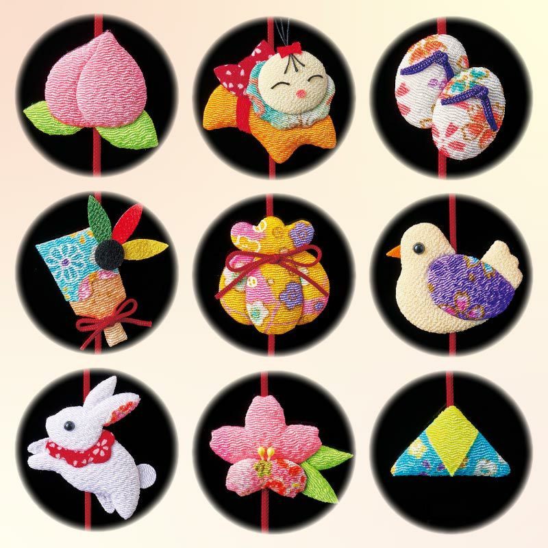 9つのモチーフにはそれぞれ縁起の良い意味や願いがこめられています