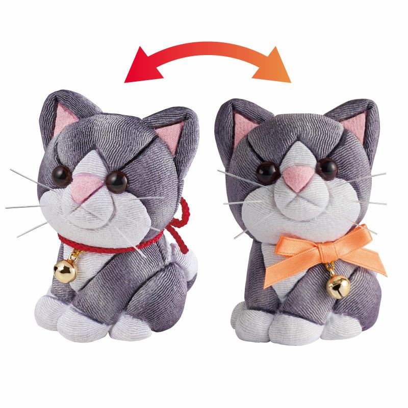 キットには赤紐とリボンがそれぞれ１本ずつ入っています