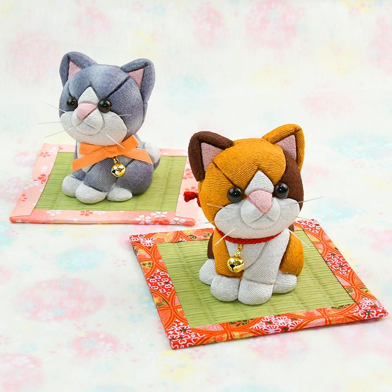 和紙工芸品の豆たたみを作って、その上に乗せて飾るのもおすすめ！