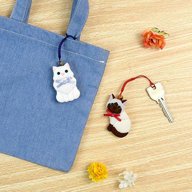 ちりめん根付・おめかしキャット｜株式会社さくらほりきり