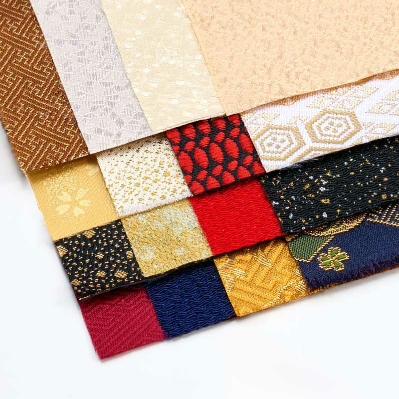 きめこみ特大・金襴の悠然兜｜株式会社さくらほりきり