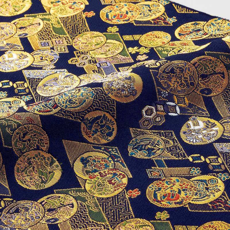 きめこみ特大・金襴の悠然兜｜株式会社さくらほりきり